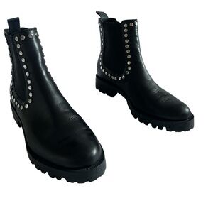 Dolce Vita Peton Women Booties Color
Black And Silver